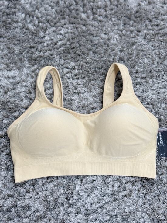 UNDEROUTFIT Other - Underoutfit Style 457 Comfort Shaping Bra Size XL Beige With Bra Extender NWT